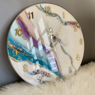 Resin clock 