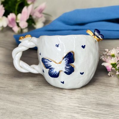 Handmade porcelain mug 