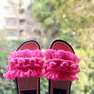 Macrame slipper