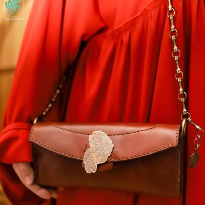 Completely genuine leather crossbody bag