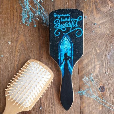 𝑩𝒆 𝒚𝒐𝒖𝒓 𝒐𝒘𝒏 𝒌𝒊𝒏𝒅 𝒐𝒇 𝑩𝒆𝒂𝒖𝒕𝒊𝒇𝒖𝒍 💙  "Hair brush"