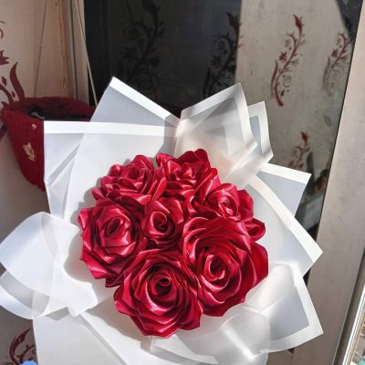 Satin rose bouquet ♥