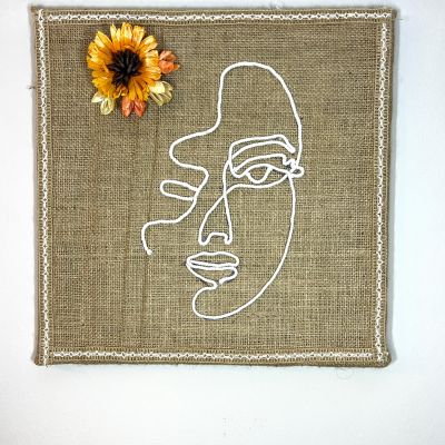 burlap wooden frame 