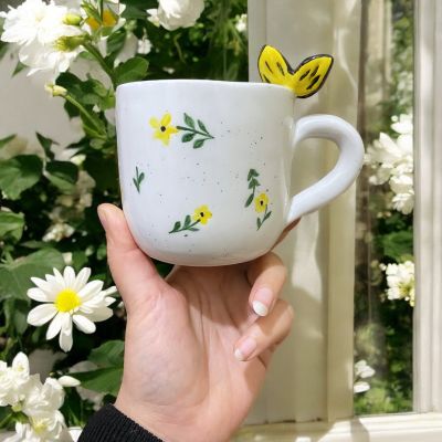 Handmade porcelain mug 