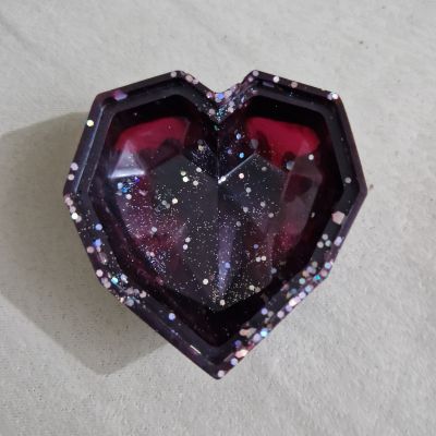 Heartshaped resin decor 🥰🥰🥰🥰