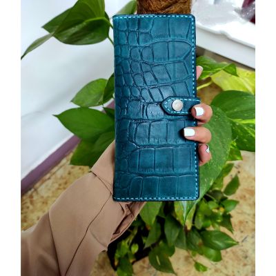 Crocodile wallet