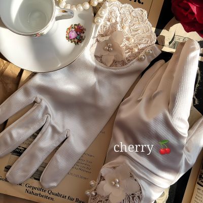 Bridal gloves 